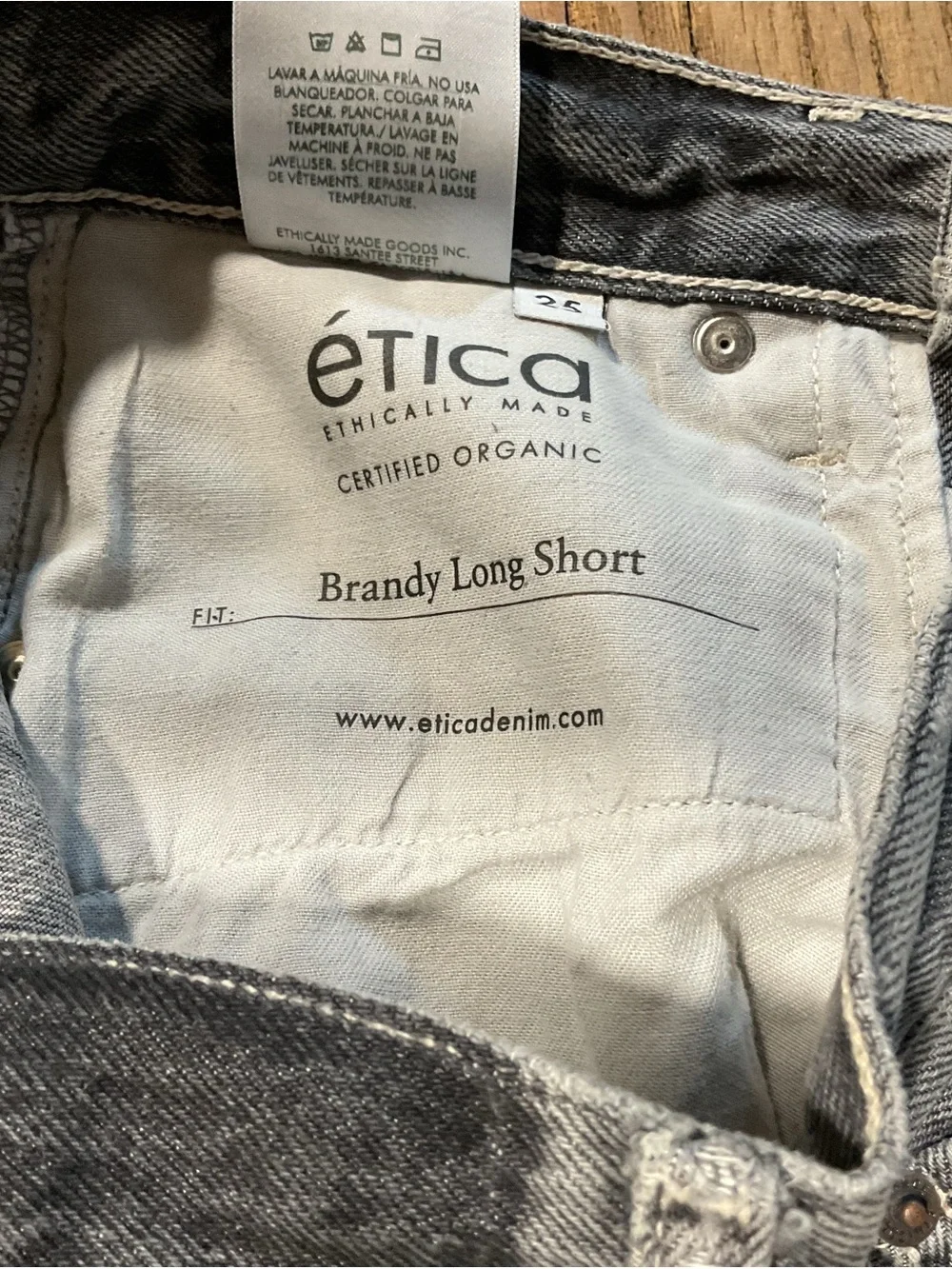 Etica Grey Brandy Long Short High-Rise Denim Bermuda Shorts Size 25 EUC